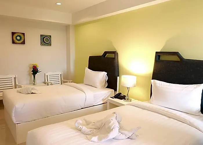 Sunny Hotel 3*
