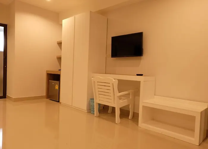 Sunny Hotel Bangkok